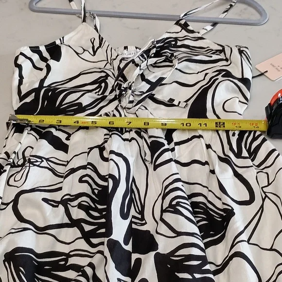 Sincerely Jules Maxi Dress NWT - Picture 6 of 8